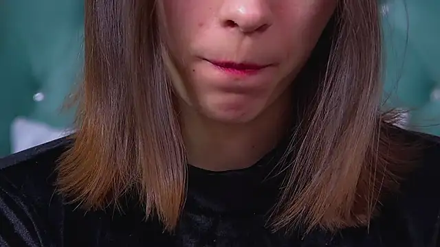 Snapshot of PollyLanders chatting on November 21, 7:46 pm PollyLanders online show from November 21, 7:46 pm