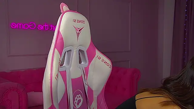 PollyLanders online show from March 21, 8:15 am