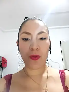 ELISA 90 online show from November 18, 1:54 am