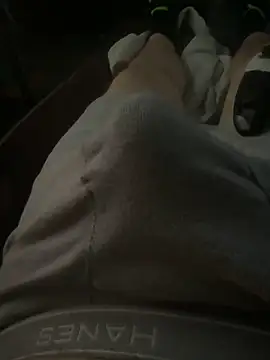 jrizz215 online show from November 6, 1:26 pm