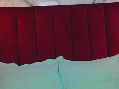 Snapshot of JESSYCORTES chatting on June 19, 12:16 am JESSYCORTES online show from June 19, 12:16 am