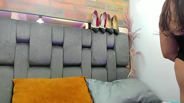 Snapshot of JESSYCORTES chatting on October 4, 2:40 pm JESSYCORTES online show from October 4, 2:40 pm