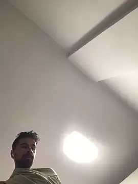 Snapshot of Lucascacaca chatting on October 19, 5:05 pm Lucascacaca online show from October 19, 5:05 pm