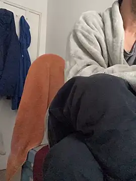 Lucascacaca online show from March 7, 2:44 pm