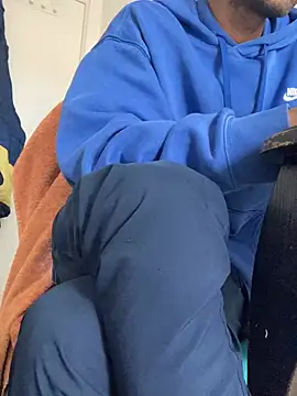 Lucascacaca online show from March 20, 11:00 am