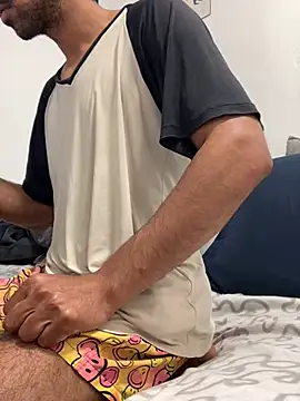 Lucascacaca online show from April 6, 6:53 pm