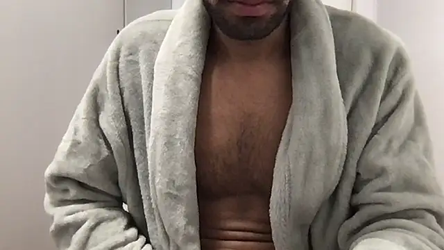 Lucascacaca online show from February 13, 7:36 pm