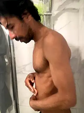 Snapshot of Lucascacaca chatting on September 24, 8:43 am Lucascacaca online show from September 24, 8:43 am