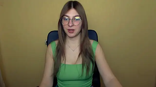 Luna Lush  online show from November 18, 11:13 am