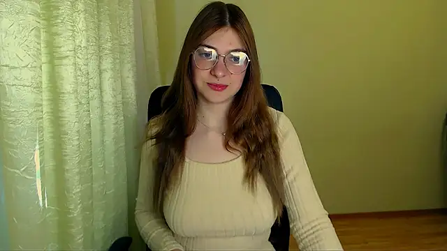 Snapshot of Luna_Lush_ chatting on June 2, 10:26 am Luna Lush online show from June 2, 10:26 am