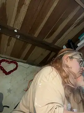 SophiaWeestt99 online show from March 2, 3:40 am