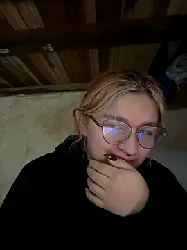 SophiaWeestt99 online show from October 20, 4:47 am