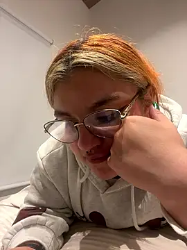 SophiaWeestt99 online show from January 10, 5:03 am