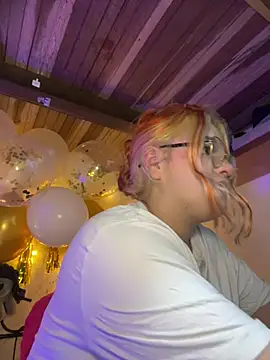 SophiaWeestt99 online show from March 10, 3:54 am