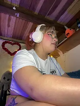 SophiaWeestt99 online show from February 20, 6:19 am