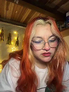 SophiaWeestt99 online show from May 24, 4:12 am