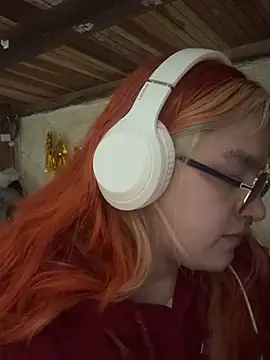 SophiaWeestt99 online show from May 26, 2:31 am