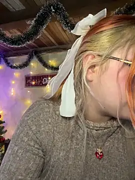 SophiaWeestt99 online show from December 17, 5:56 am