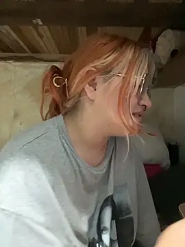 SophiaWeestt99 online show from October 3, 1:53 am