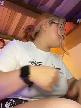 SophiaWeestt99 online show from March 4, 4:42 am