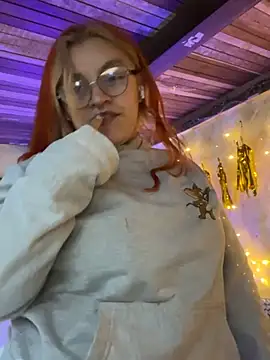 SophiaWeestt99 online show from April 14, 3:55 am