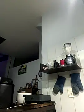 SophiaWeestt99 online show from September 27, 11:00 pm