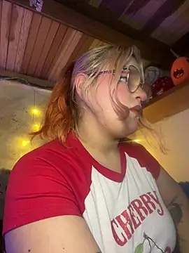 SophiaWeestt99 online show from February 14, 4:23 am