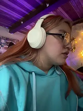 SophiaWeestt99 online show from April 30, 4:41 am