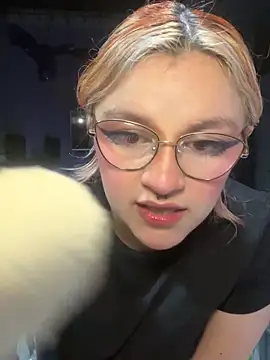 SophiaWeestt99 online show from February 16, 4:11 am