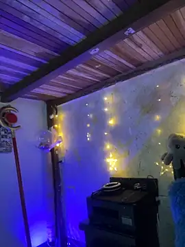 SophiaWeestt99 online show from October 27, 4:35 am