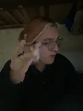 SophiaWeestt99 online show from September 9, 2:21 am