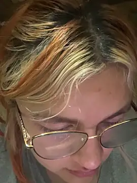 SophiaWeestt99 online show from September 11, 3:17 am