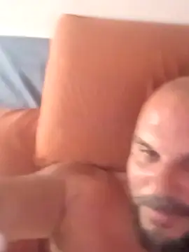 Snapshot of Javierchico chatting on July 18, 5:32 pm Javierchico online show from July 18, 5:32 pm
