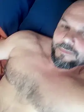 Javierchico online show from May 8, 10:52 am