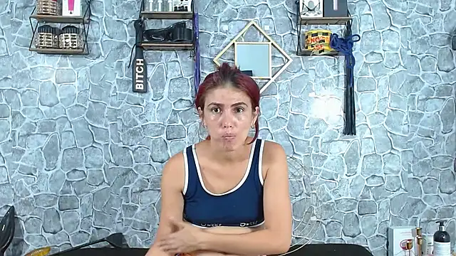 Aynle-toms online show from January 18, 10:13 pm