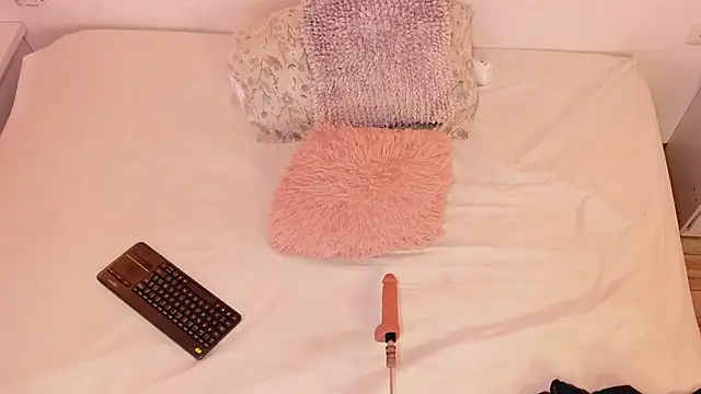 Katta Gil online show from February 6, 12:45 pm