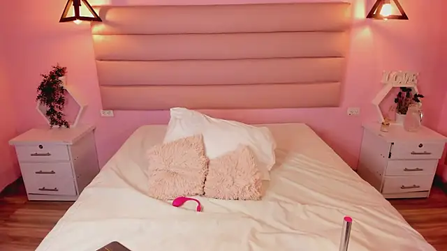 Snapshot of Katta_Gil chatting on September 27, 12:55 pm Katta Gil online show from September 27, 12:55 pm