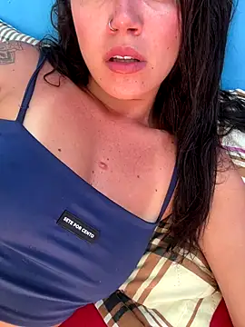 BetinaSoares online show from December 15, 5:30 pm