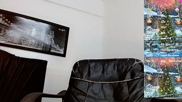 Snapshot of Diosiris_Riannys chatting on December 7, 1:41 am Diosiris Riannys online show from December 7, 1:41 am