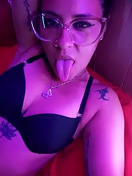 mariposapontiak420 online show from February 27, 2:46 am