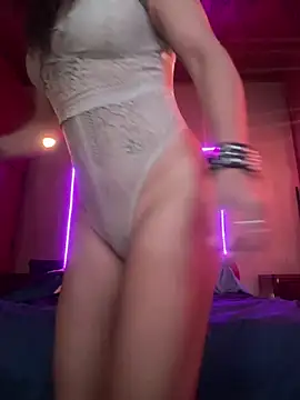 mariposapontiak420 online show from April 21, 7:53 pm