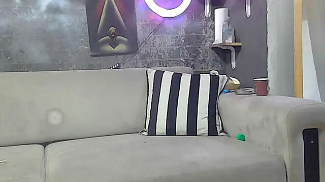 Bitter  online show from March 19, 7:06 pm