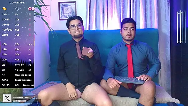 Snapshot of thiagowes chatting on September 17, 4:14 am thiagowes online show from September 17, 4:14 am