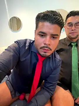 thiagowes online show from January 8, 2:17 am