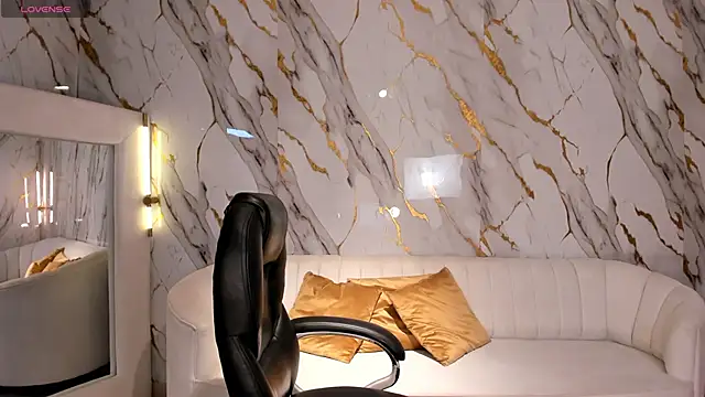 RebeccaHudson online show from February 25, 7:58 pm