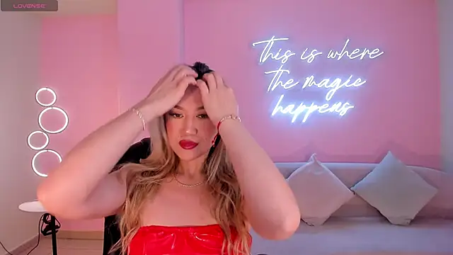 RebeccaHudson online show from March 2, 7:54 pm