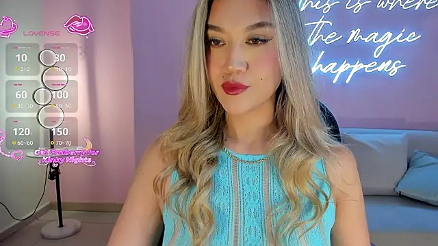 RebeccaHudson online show from March 4, 7:54 pm