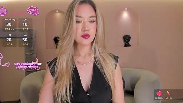 RebeccaHudson online show from February 23, 8:20 pm