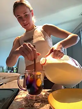 M1ssyk1ssy online show from December 1, 9:59 pm