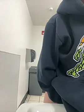 Snapshot of M1ssyk1ssy chatting on February 4, 10:13 pm M1ssyk1ssy online show from February 4, 10:13 pm